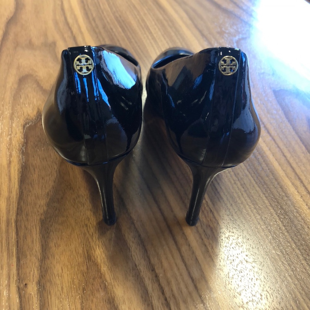 Tory Burch Leah mid heel patent pumps sz 11